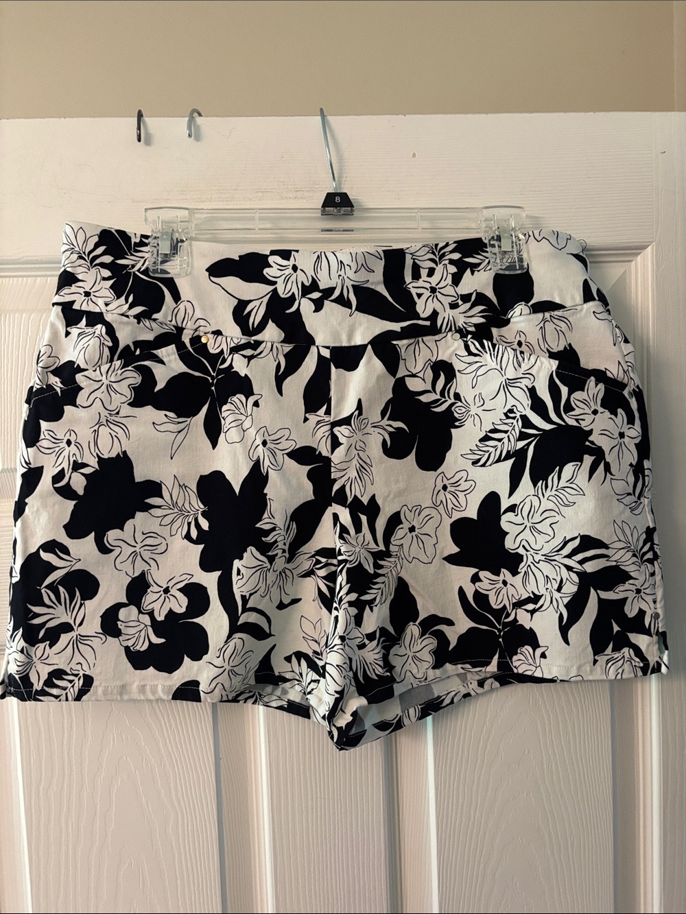 INC International Concepts Black and White Floral Shorts